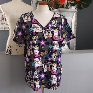 D.C. Comics Wonder Woman Scrub XL